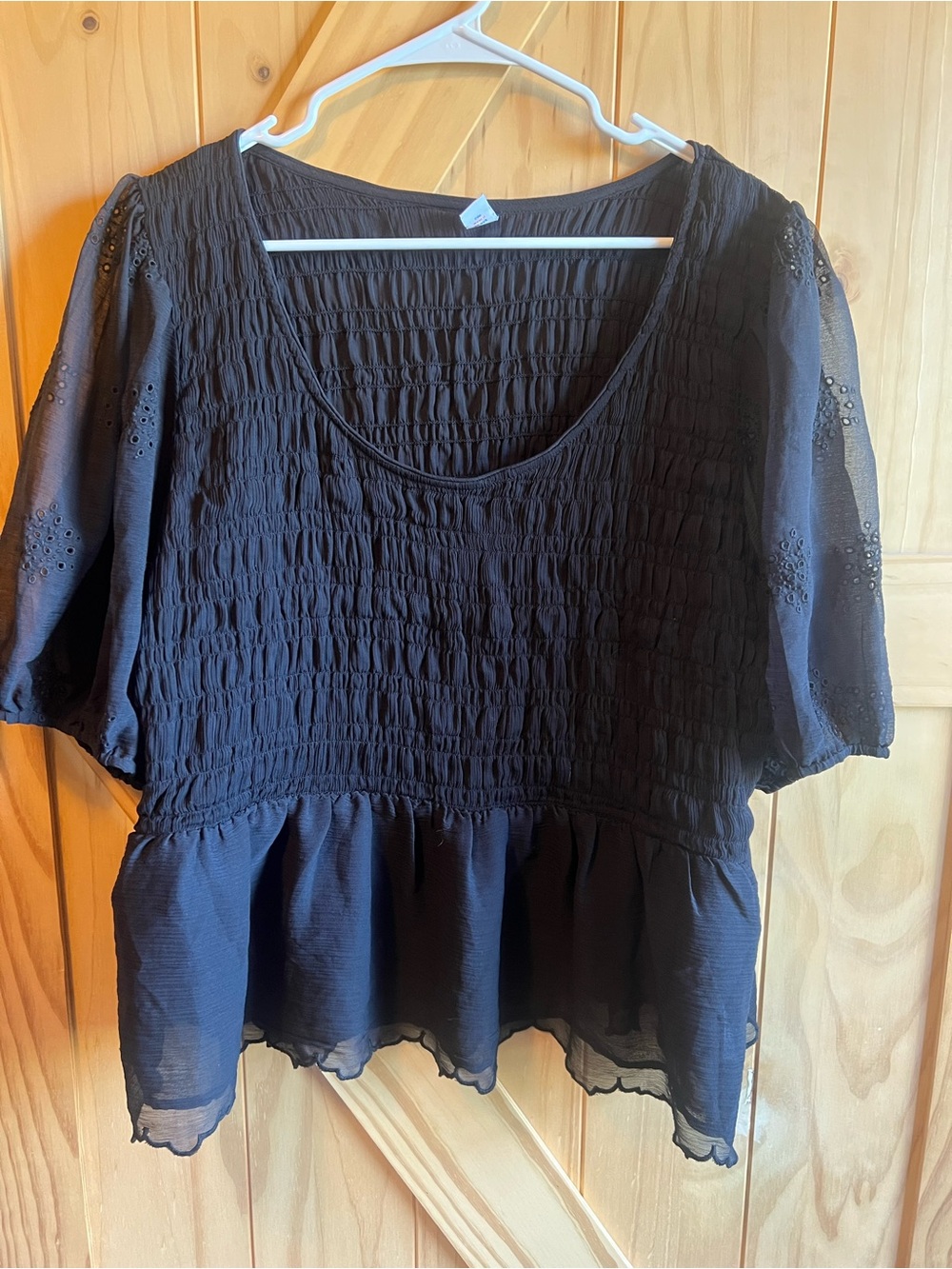 Old Navy Black Smocked Peplum Blouse Sheer Puff Sleeves Keyhole Design Spring